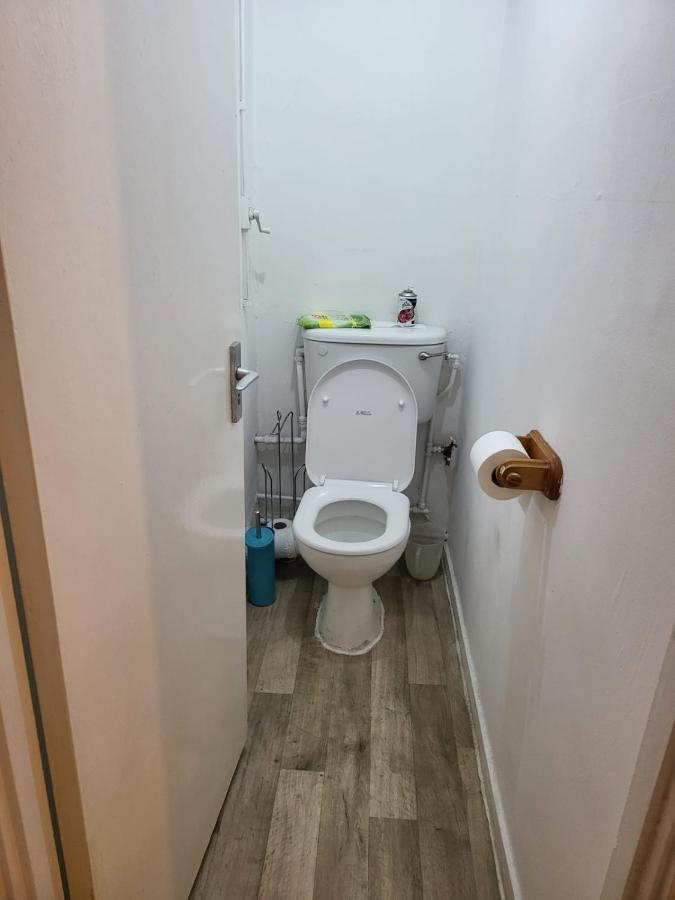 Double Room In A Cosy Flat In Tooting Лондон Экстерьер фото